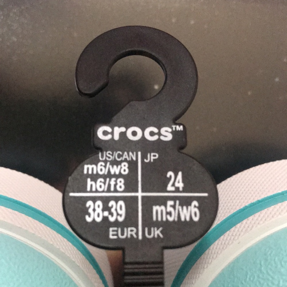 Crocs - Picture 2 of 6